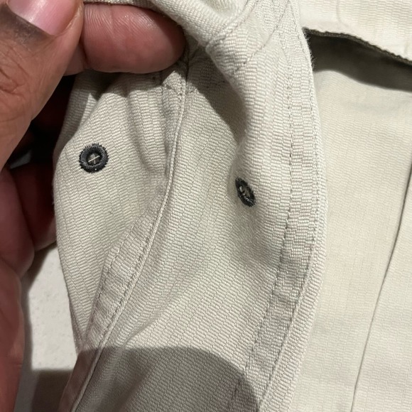 Magellan Men’s Medium Tan Button Down Men’s Pocket Shirt‎ - Picture 9 of 14